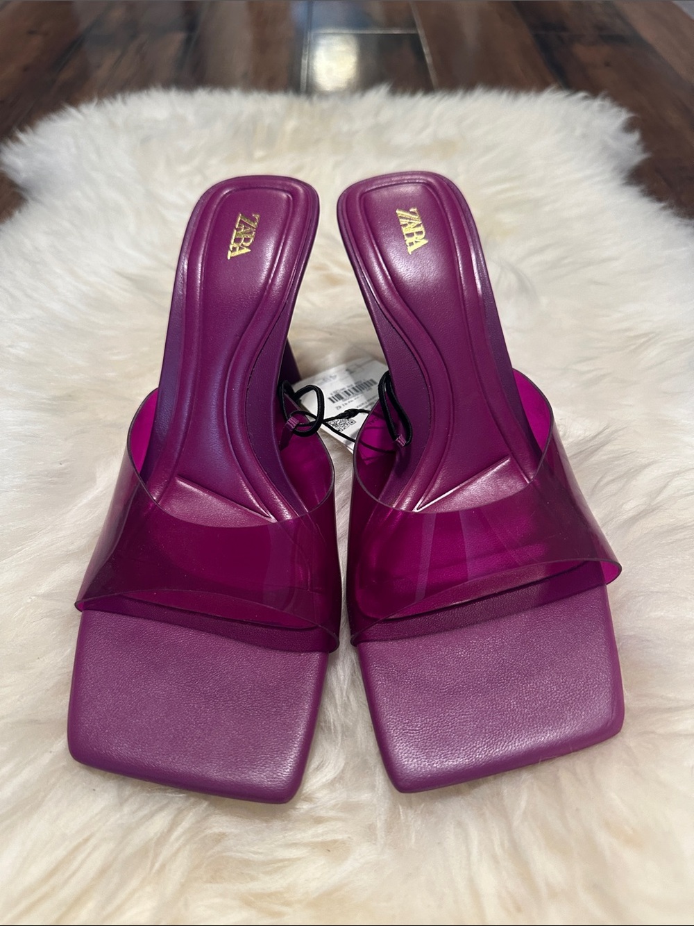 NWT heels